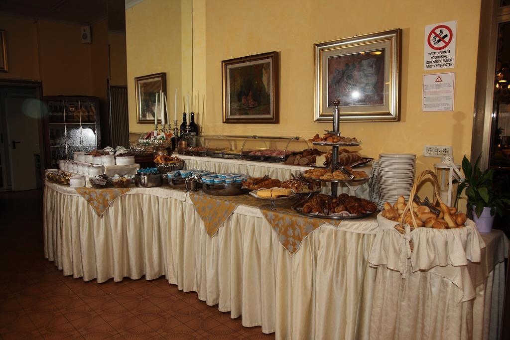 Hotel Diana Grado Kültér fotó
