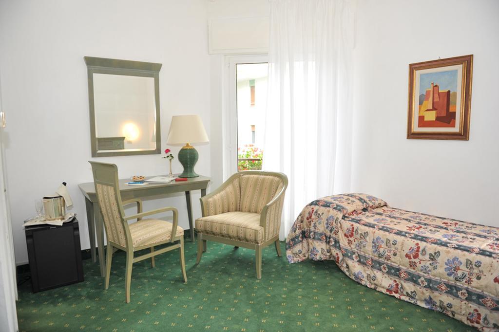 Hotel Diana Grado Kültér fotó
